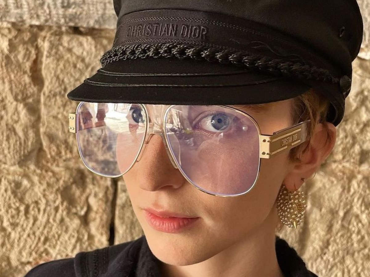 Τα καπέλα για το show του Dior που έγινε στο Καλλιμάρμαρο φτιάχτηκαν σε εργαστήριο στην Αθήνα