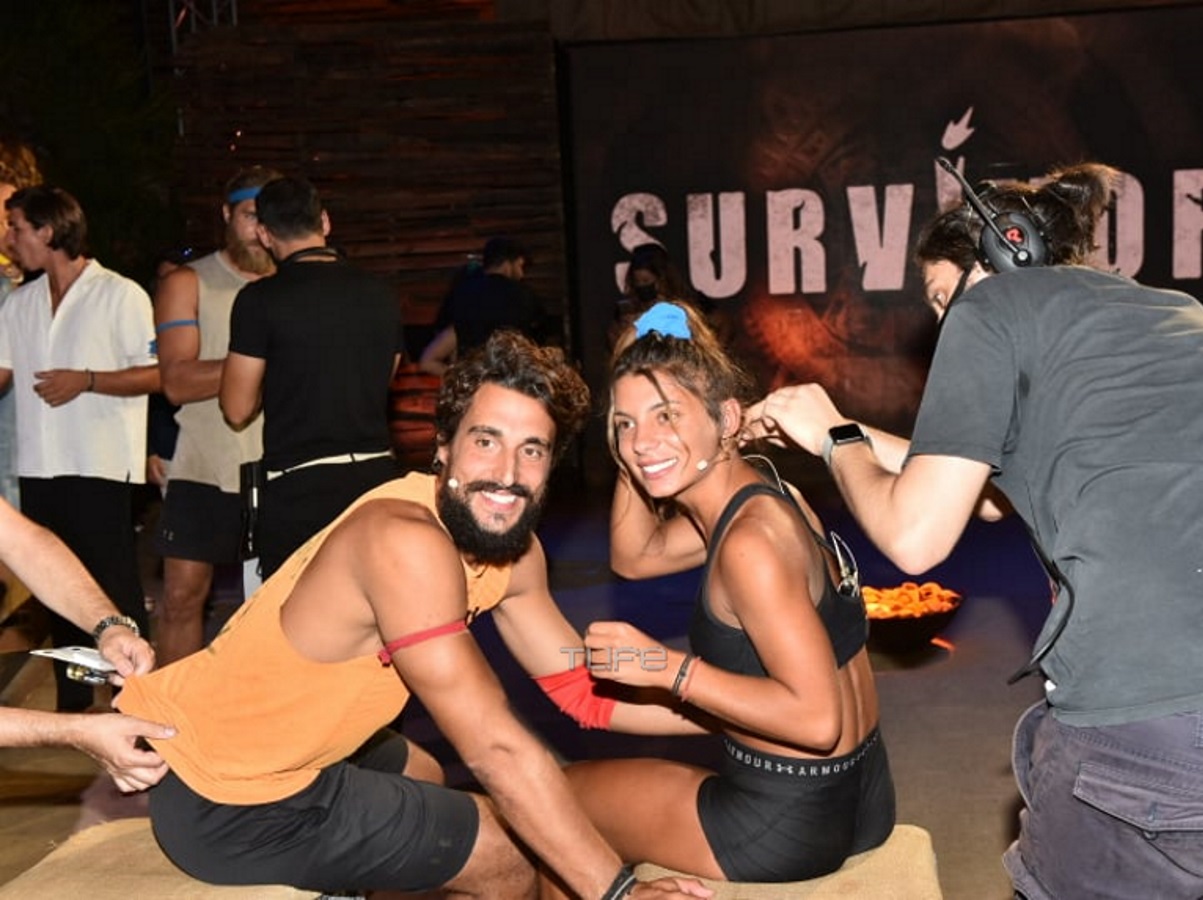 Survivor Ημιτελικός: Σάκης και Μαριαλένα ποζάρουν μαζί, λίγο πριν από την ανακοίνωση του αποτελέσματος