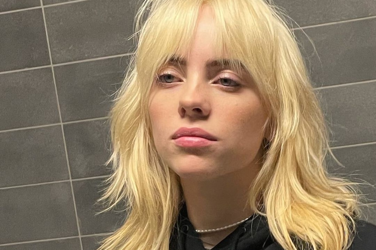 Η Billie Eilish μόλις υιοθέτησε το μεγαλύτερο hair trend του Φθινοπώρου