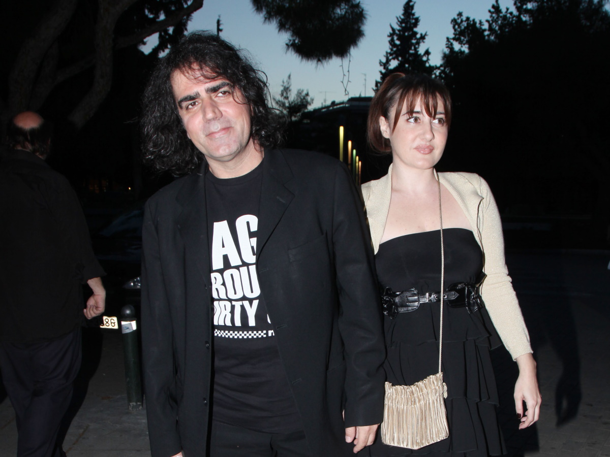 Live News: Θύμα ληστείας ο Τόνι Κονταξάκης και η σύζυγός του, Μαρία Δρούζα