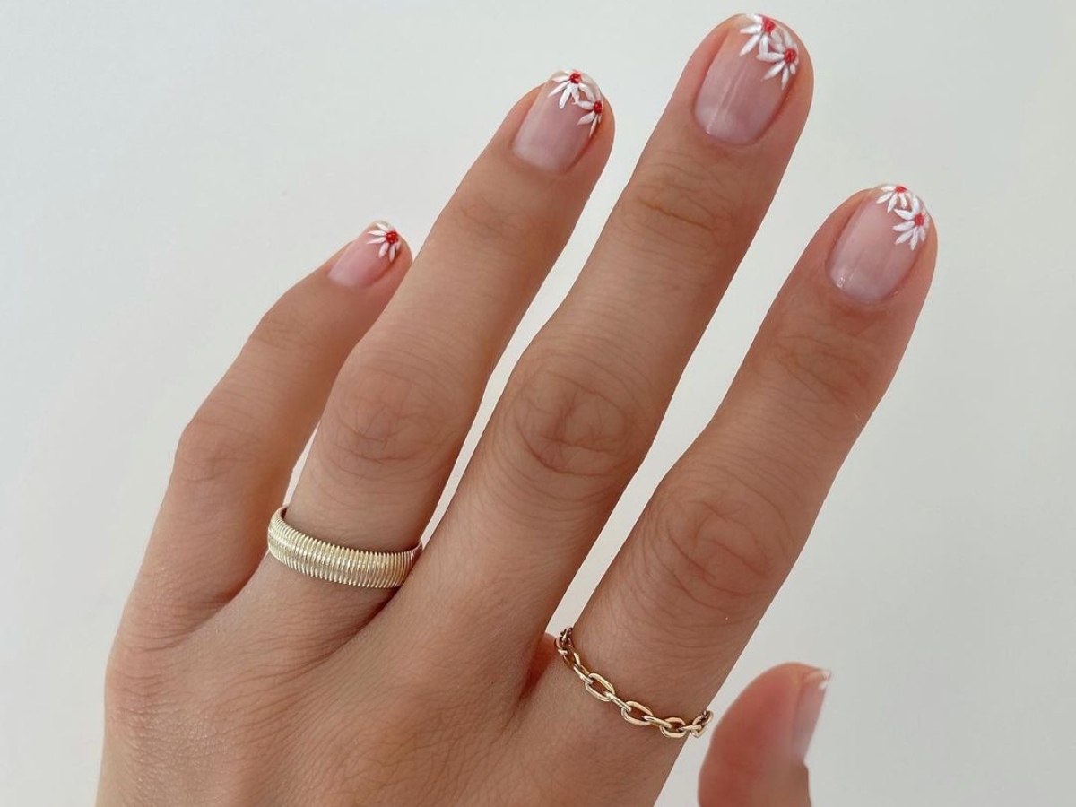 DIY: Το ωραιότερο floral nail look