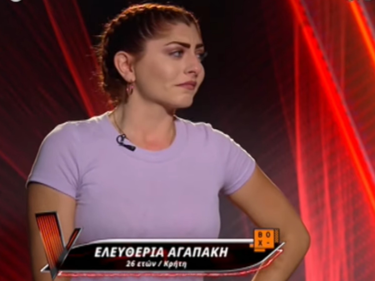 The Voice – Ελευθερία Αγαπάκη: Ξέσπασε σε αναφιλητά για την απώλεια του πατέρα της – “Ήρθα να εκπληρώσω το όνειρό του”