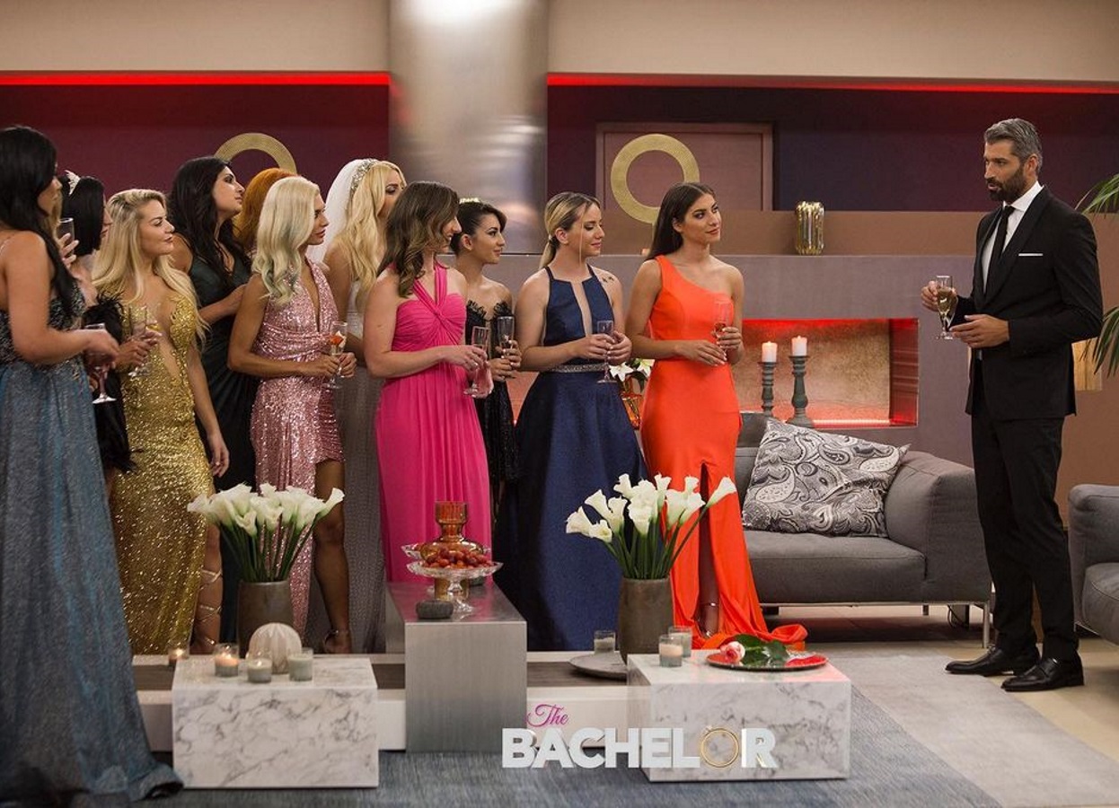 The Bachelor 2: Ραψωδία στο twitter για τον Αλέξη Παππά και τα 21 κορίτσια του