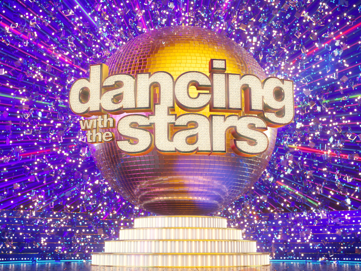 Dancing with the stars: Τα μέλη της κριτικής επιτροπής, ο συμπαρουσιαστής της Βίκυς Καγιά και οι διαγωνιζόμενοι