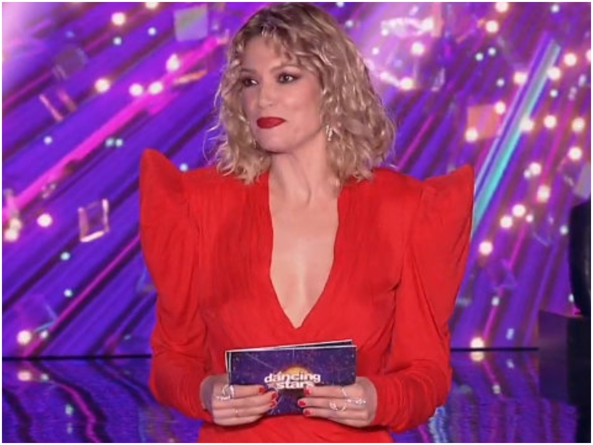 DWTS: Βίκυ Καγιά – «Σου βγάζω το καπέλο, είμαι περήφανη για σένα»