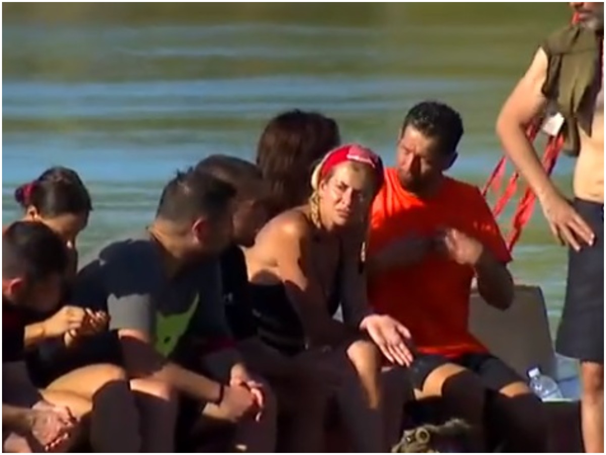 Survivor: Ξεκίνησαν οι εντάσεις στον πάγκο των διασήμων με πρωταγωνίστρια… την Ευρυδίκη Παπαδοπούλου