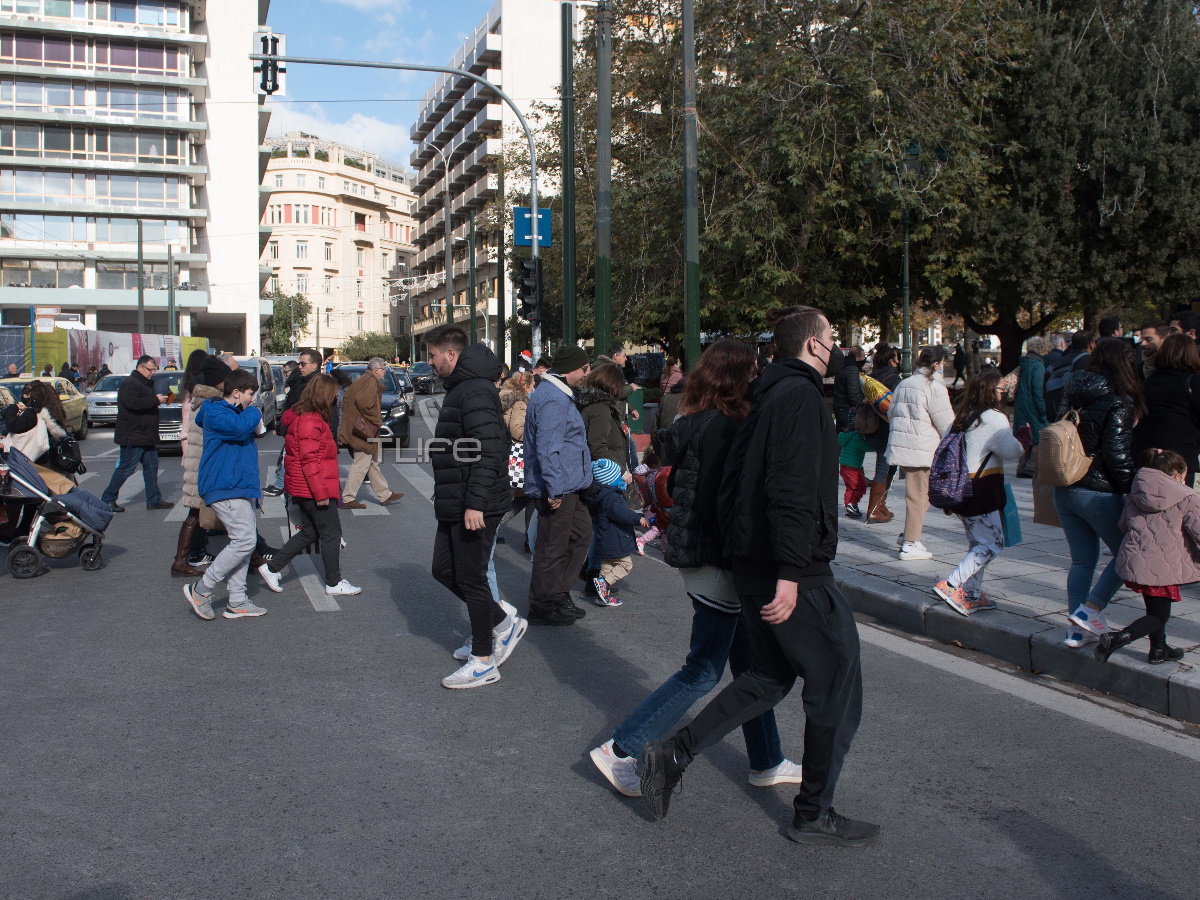 Τα νέα μέτρα για τη μετάλλαξη Όμικρον: Δεν επιστρέφουν τα sms