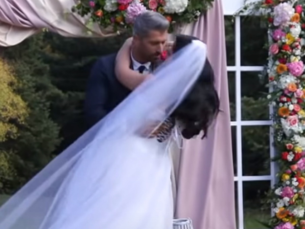 Τhe Bachelor: Γαμήλια πορτραίτα στο δάσος και ένα reunion cocktail party