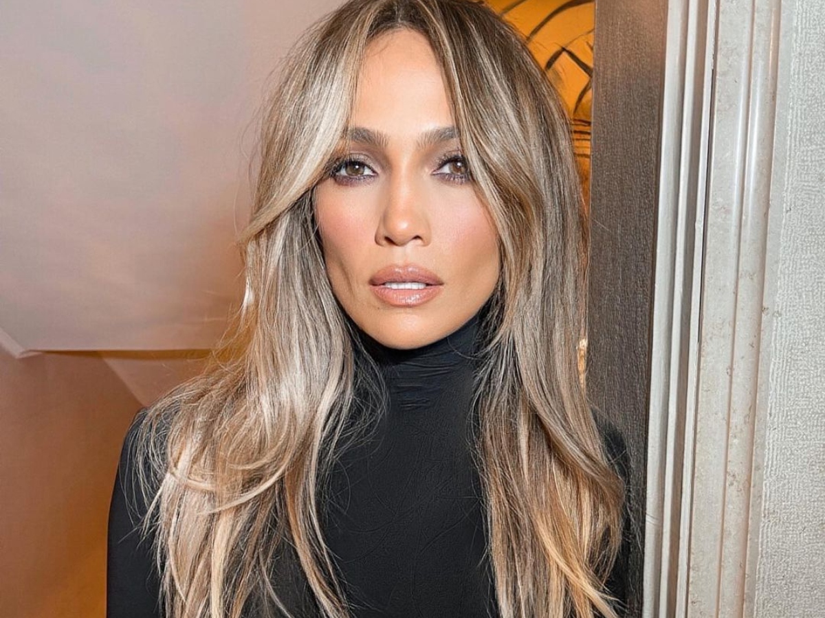 Το hairtyle της Jennifer Lopez που θα λατρέψεις αν έχεις πολύ μακριά μαλλιά