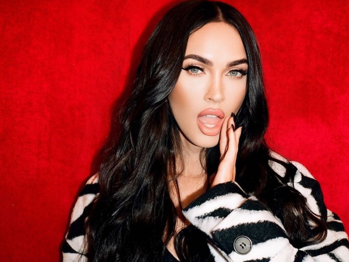 Megan Fox: Το μανικιούρ που συνδύασε με το δαχτυλίδι των αρραβώνων της