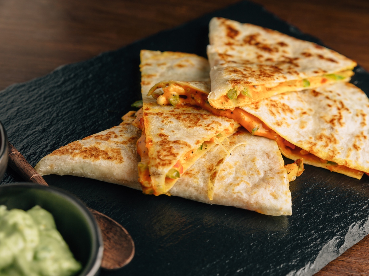 Συνταγή για light quesadillas με κοτόπουλο και lime