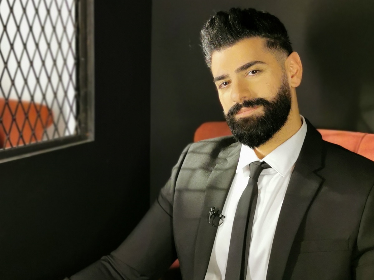 Σαρμπέλ: Η σοβαρή περιπέτεια με την υγεία του, τα χειρουργεία και η σπάνια εξομολόγηση για τη γυναίκα του