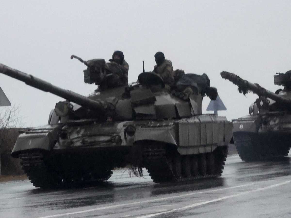 Πόλεμος στην Ουκρανία: Οκτώ νεκροί και εννέα τραυματίες – Δραματικές εξελίξεις από την επίθεση της Ρωσίας