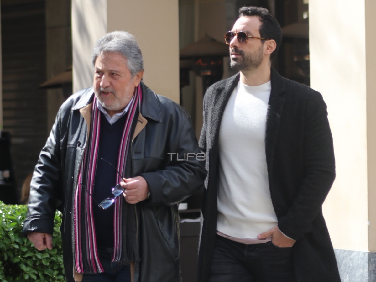 Σάκης Τανιμανίδης: Σπάνια δημόσια εμφάνιση με τον πατέρα του στο κέντρο της Αθήνας – Φωτογραφίες