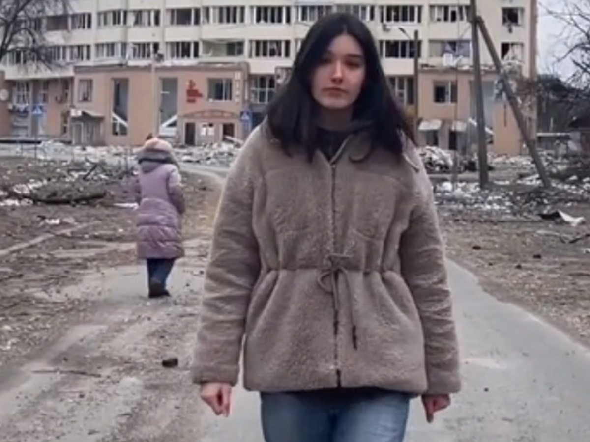 Πόλεμος Ουκρανία: Η νεαρή κοπέλα που έγινε viral στο Tik Tok δείχνοντας τη ζωή σε καταφύγιο