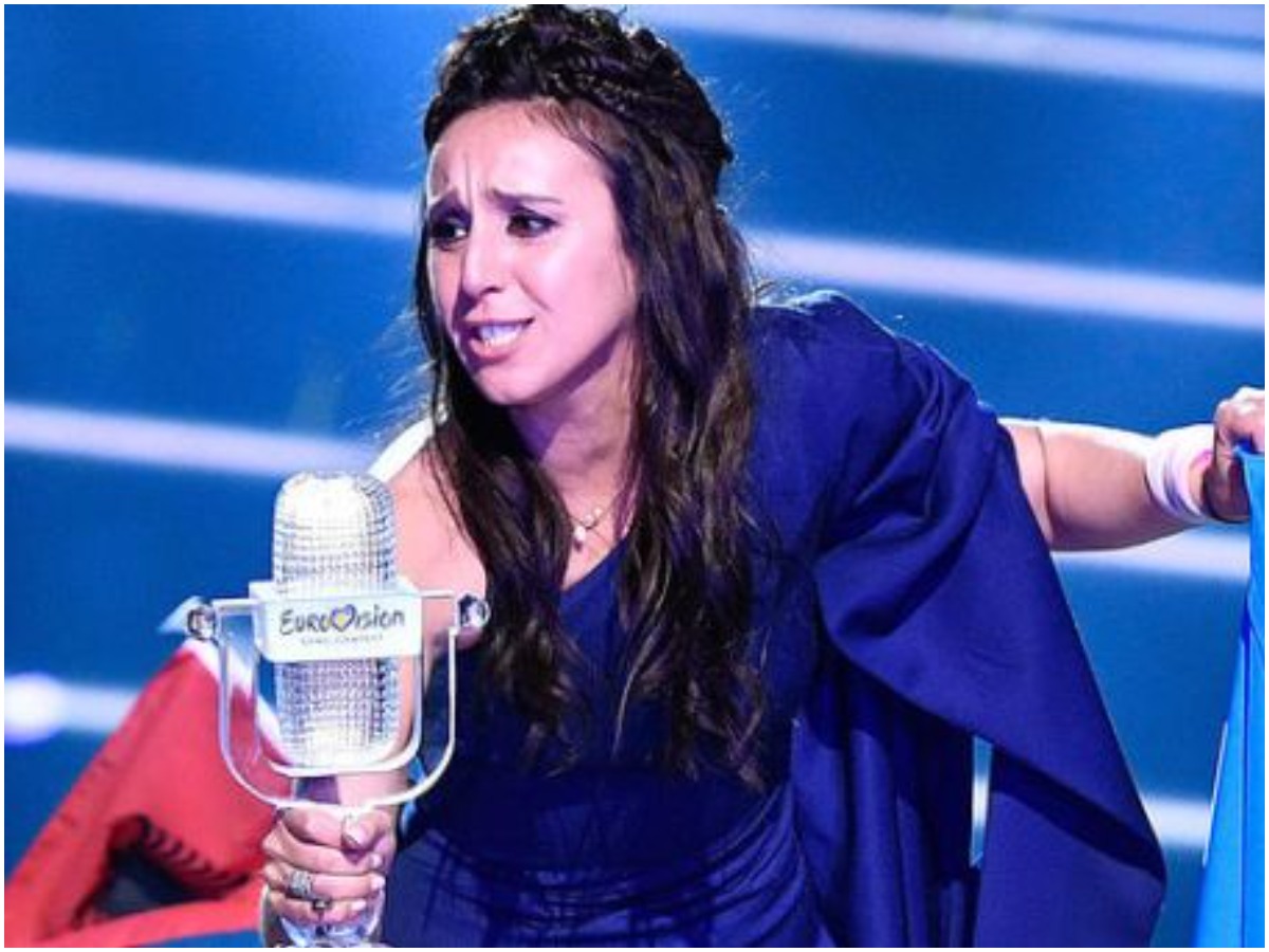 Συγκλονίζει Ουκρανή νικήτρια της Eurovision, Τζαμάλα: «Βρέθηκα τρεις φορές στο καταφύγιο»