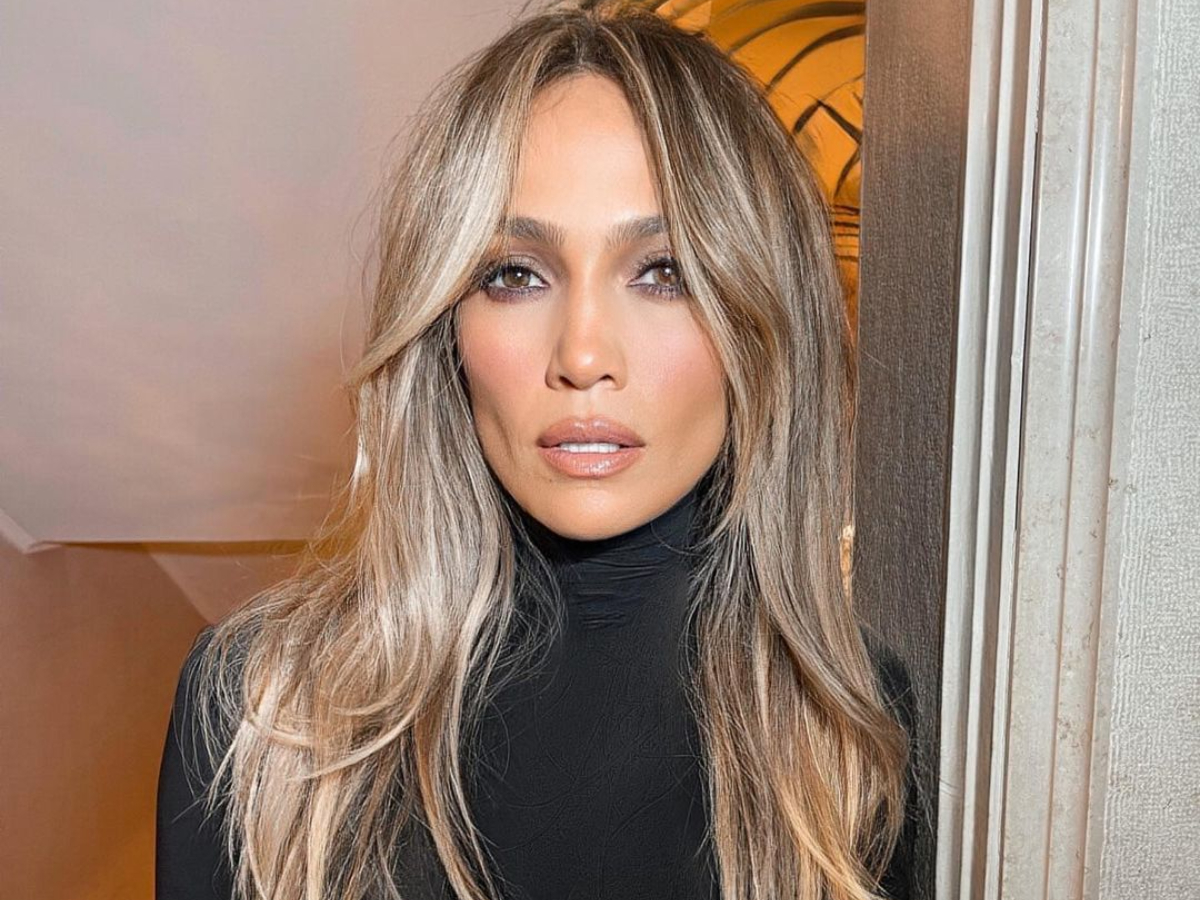 Jennifer Lopez: Μία ακόμη no make up selfie που αποδεικνύει πως έχει το τέλειο δέρμα