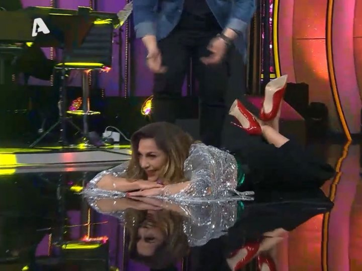 Chart Show: Τα push ups της Δέσποινας Βανδή «έριξαν» το Twitter