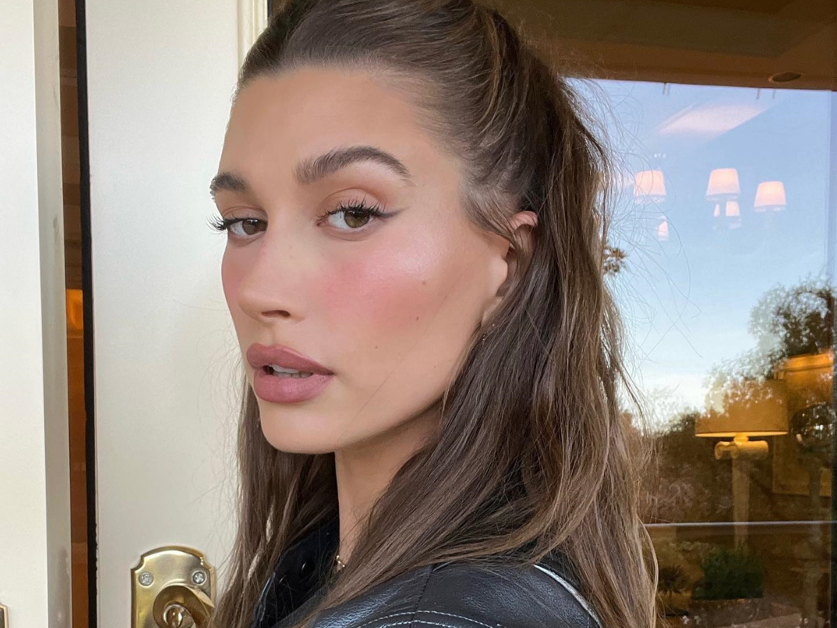 Hailey Bieber: Μιλά πρώτη φορά για τις δραματικές στιγμές – «Ήταν τρομακτικό, ήμουν πολύ φοβισμένη»