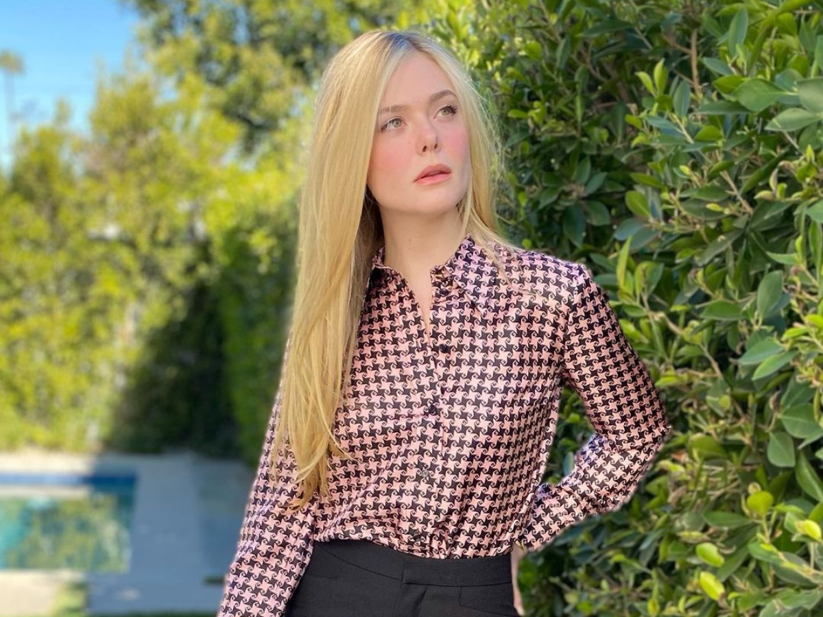 Elle Fanning: Το αξεσουάρ στα μαλλιά της ήταν η αθώα πινελιά στο απίθανο glam look της στις Κάννες