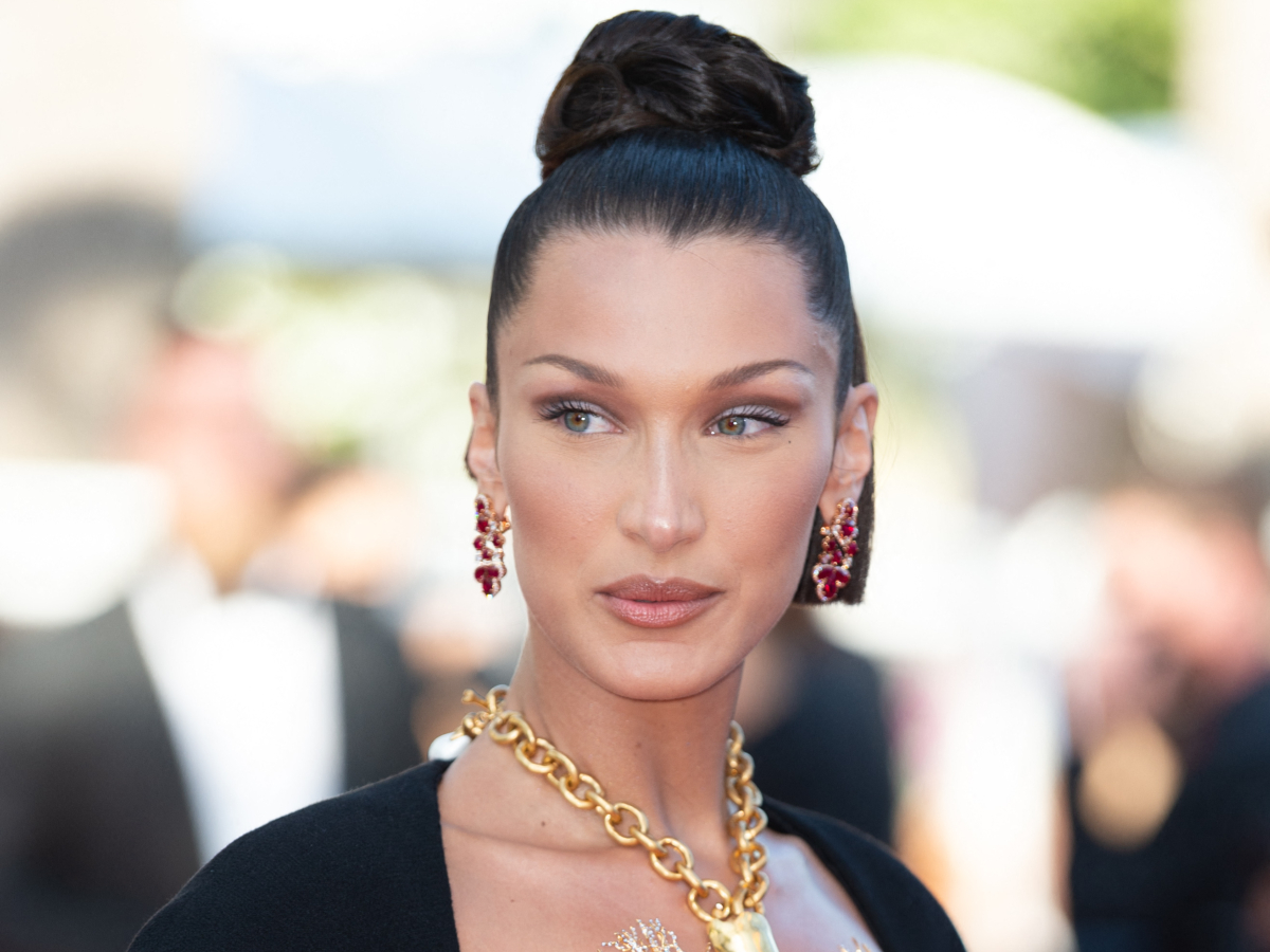 Bella Hadid: Με graphic liner look τέλειο για την επόμενη βραδινή σου έξοδο