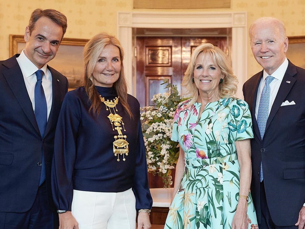Κυριάκος Μητσοτάκης: Η φωτογραφία με τις κόρες του στον Λευκό Οίκο και τη χειραψία στον Τζο Μπάϊντεν