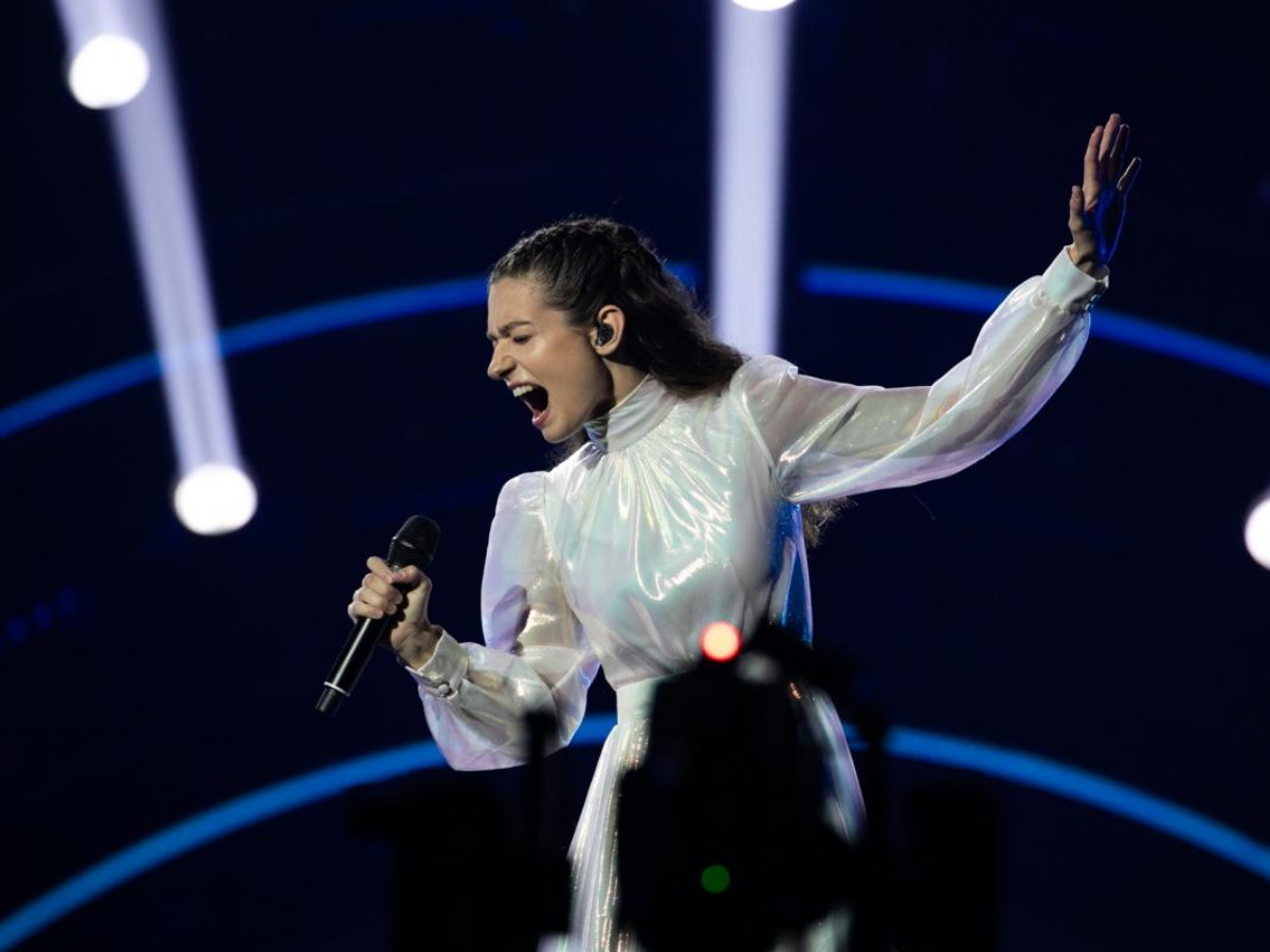 Eurovision 2022 – Α’ Ημιτελικός: Προκρίθηκε η Ελλάδα και η Αμάντα Γεωργιάδη – Οι δέκα χώρες που πέρασαν στον τελικό