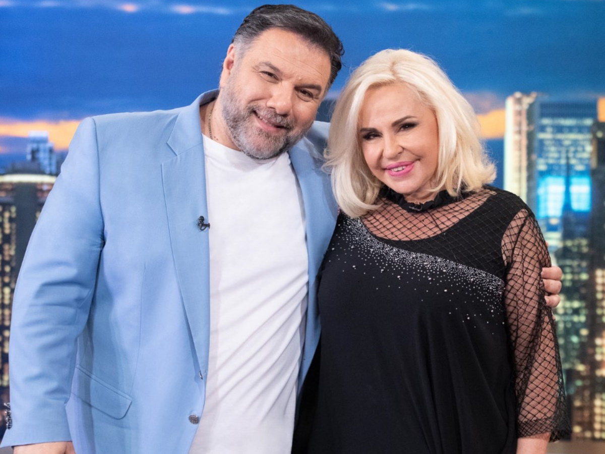 Mπέσσυ Αργυράκη: Καλεσμένη στον Γρηγόρη Αρναούτογλου και το The 2Night Show