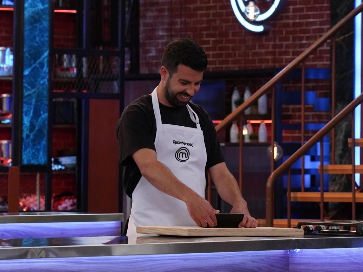 MasterChef: Αποχώρησε ο Χριστόφορος Κατσιάνας μια ανάσα πριν την τελική πεντάδα