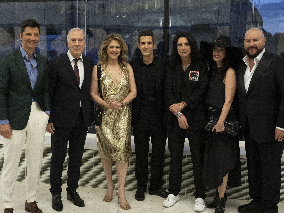 Σάκης Ρουβάς, Alice Cooper, Ρίτα Γουίλσον και Φοίβος στο Μουσείο της Ακρόπολης