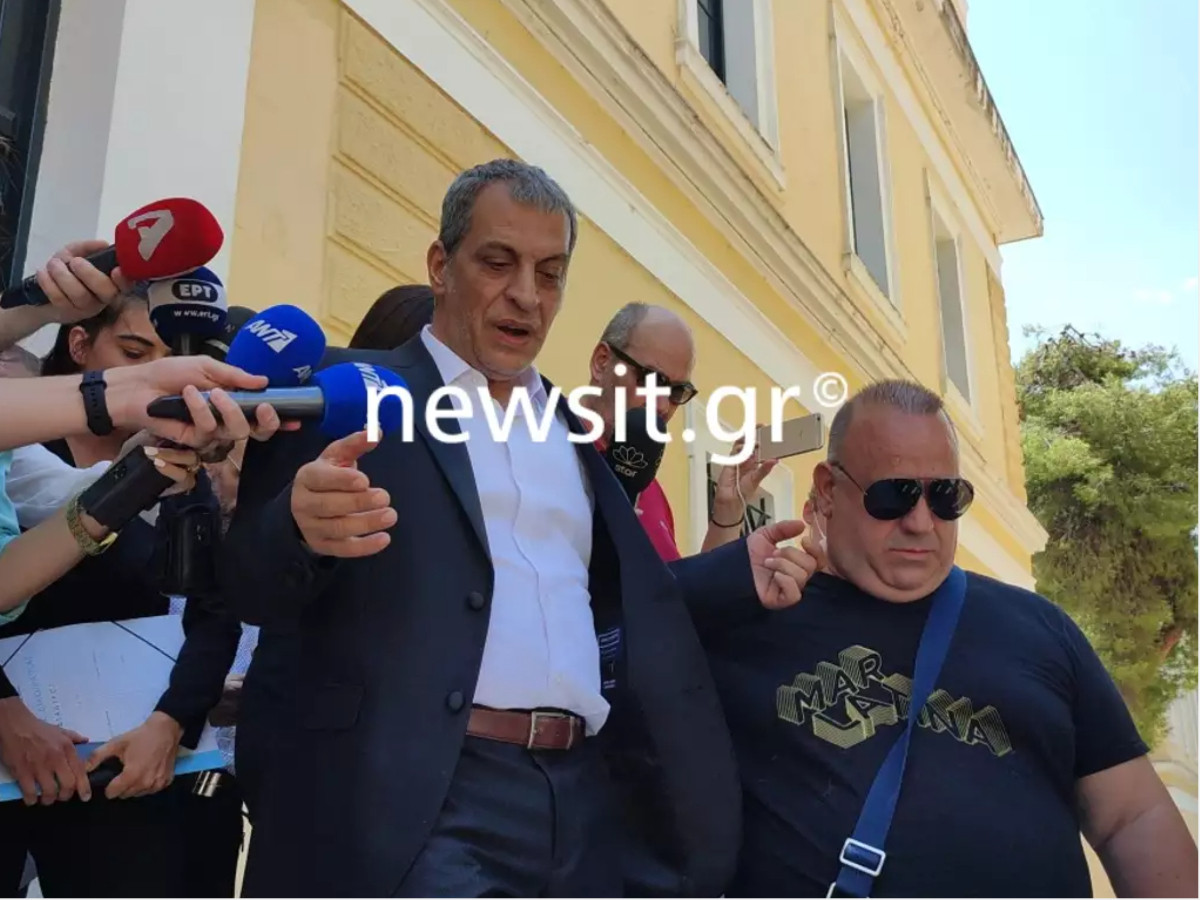 Θέμης Αδαμαντίδης: «Ζούσα μια κόλαση, κουράστηκα», λέει η πρώην σύντροφος και μητέρα των παιδιών του