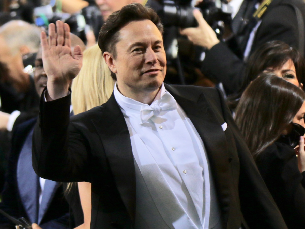 Elon Musk: Κρουαζιέρα στην Δήλο με σκάφος των 5 εκατομμυρίων ευρώ