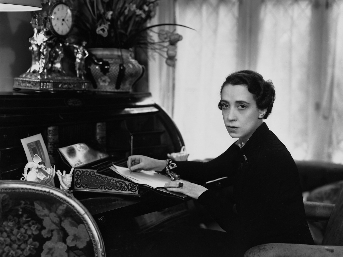 Μία μεγάλη έκθεση για την Elsa Schiaparelli