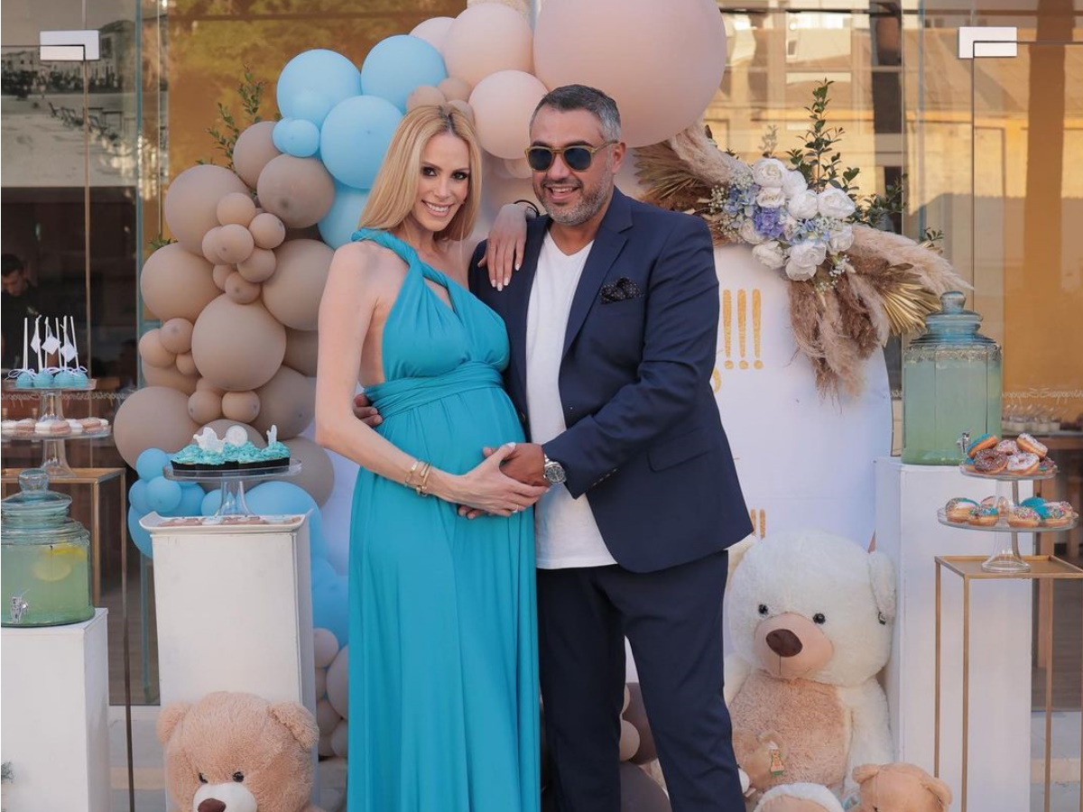 Στέλλα Δημητρίου: Το baby shower πριν γεννήσει τα δίδυμα αγοράκια της – Φωτογραφίες