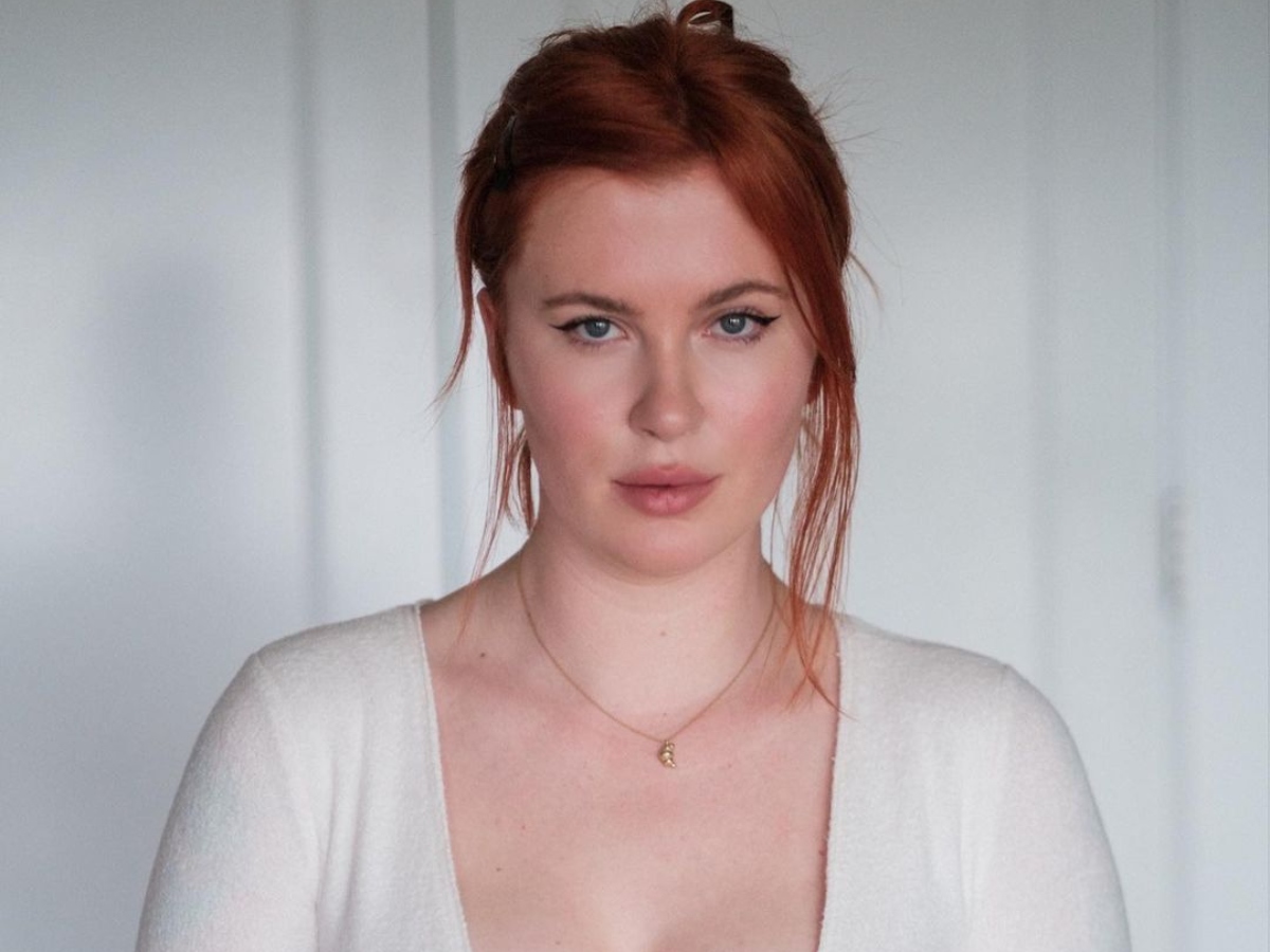 Ireland Baldwin: Μόλις έκανε την πιο δραματική αλλαγή στα μαλλιά της και έγινε άλλος άνθρωπος