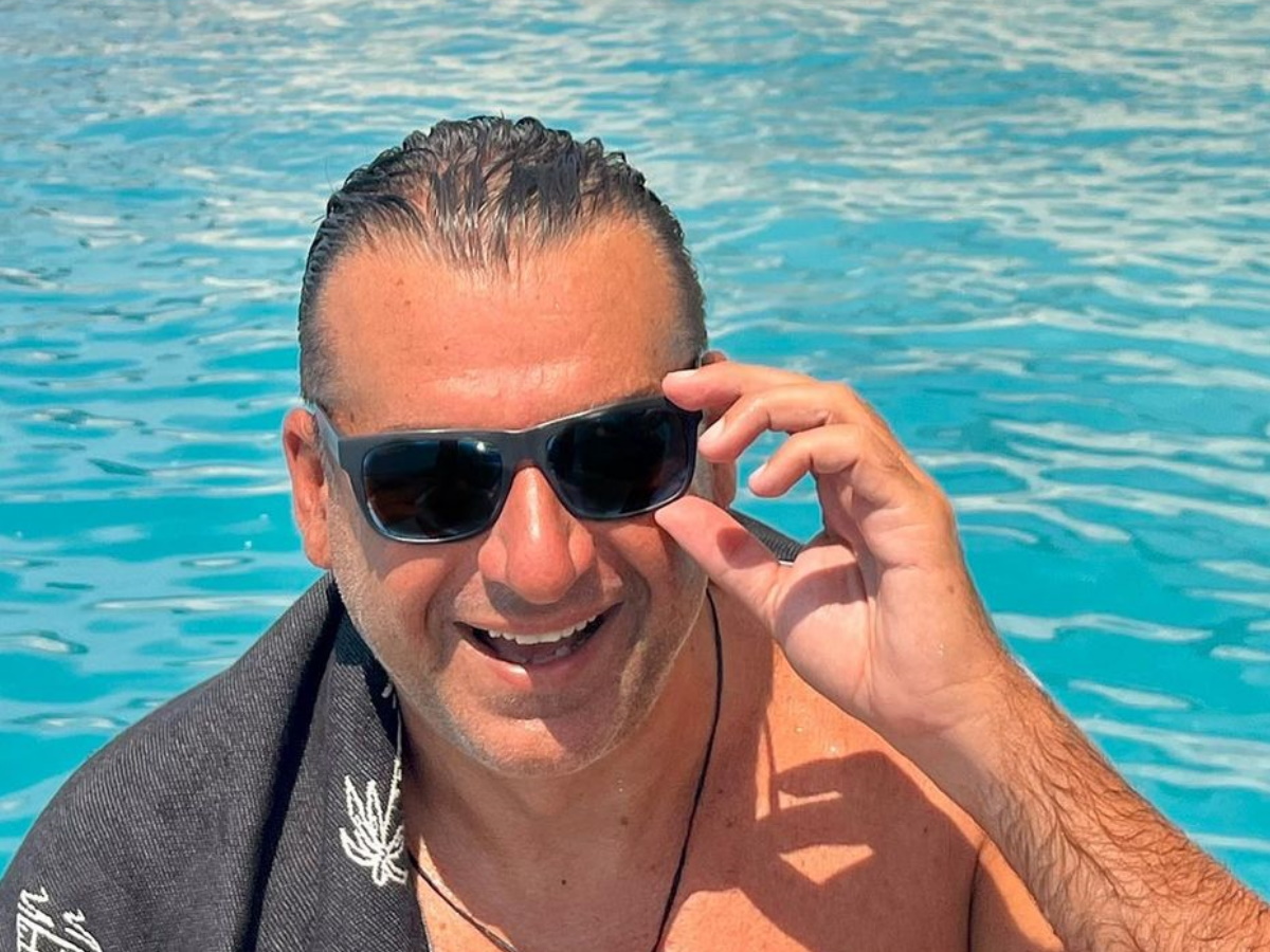 Γιώργος Λιάγκας: Εντυπωσίασε κάνοντας κατακόρυφο μέσα στο νερό – Φωτογραφία