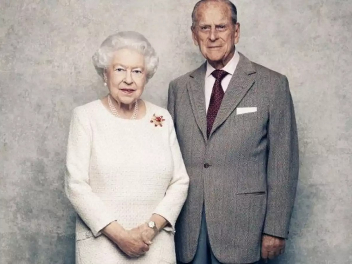 Βασίλισσα Ελισάβετ – Πρίγκιπας Φίλιππος: Μια ιστορία αγάπης που κράτησε 82 χρόνια