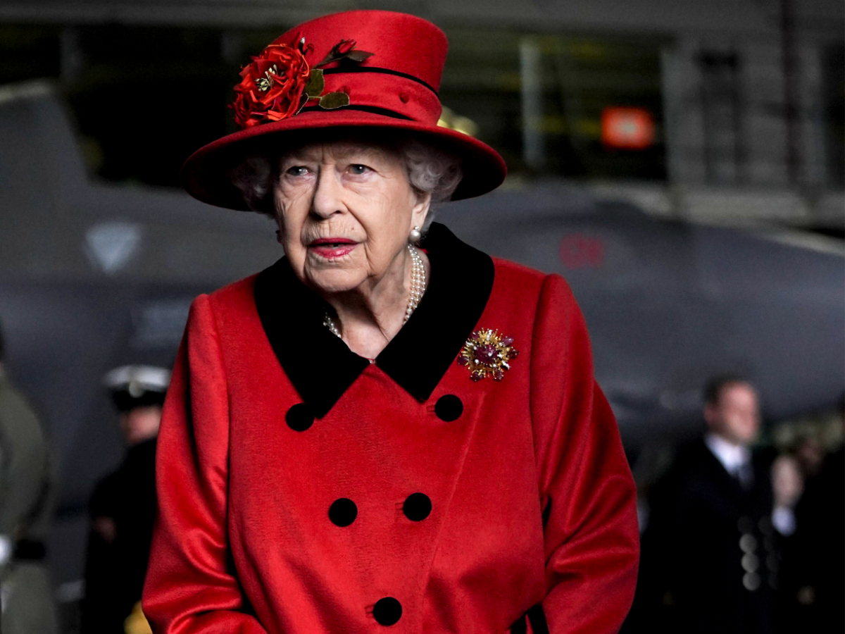 Βασίλισσα Ελισάβετ: Αυτό είναι το μοναδικό κραγιόν που φορούσε