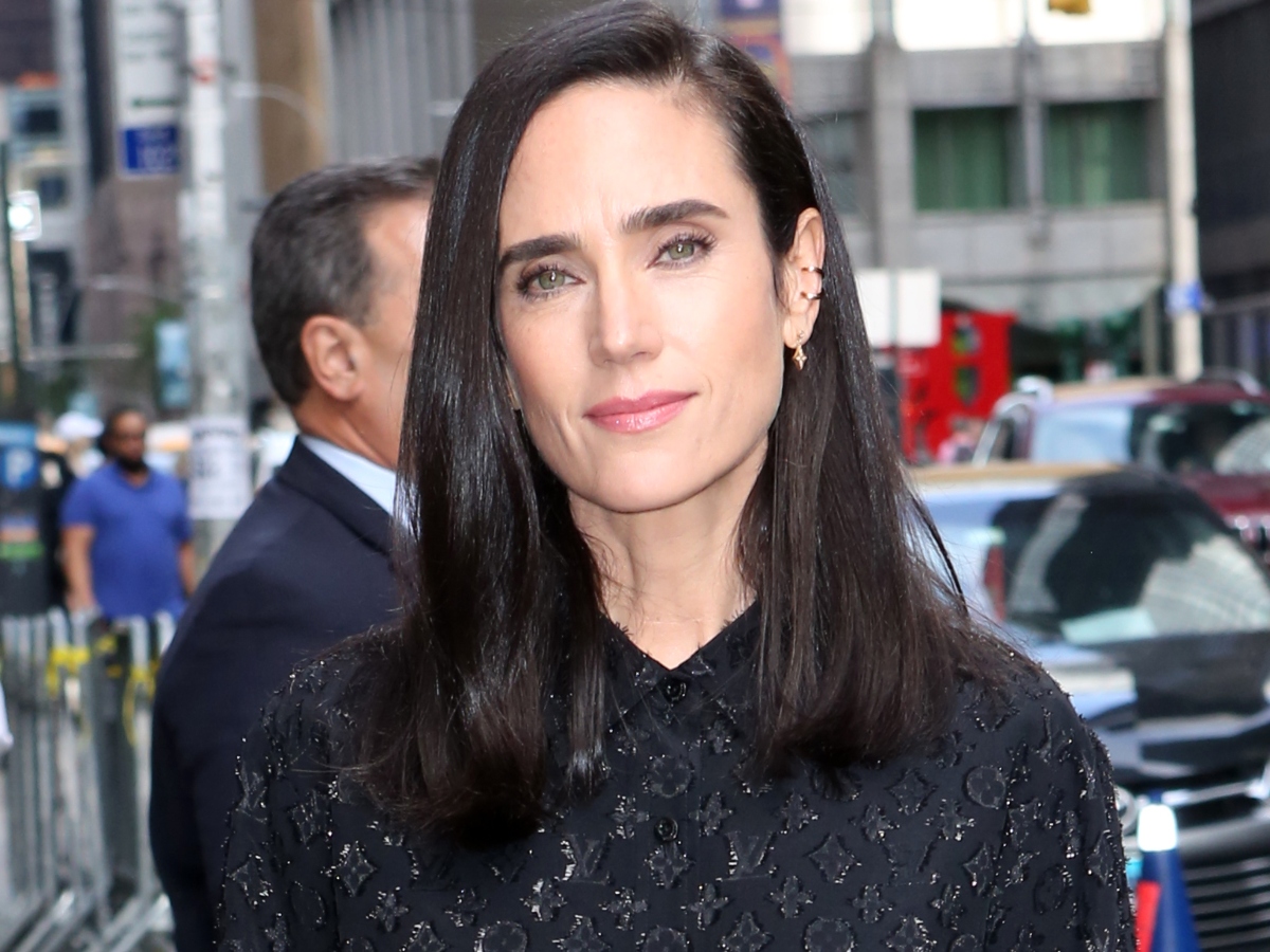 H Jennifer Connelly έκοψε τα μαλλιά της κοντά και είναι άλλος άνθρωπος