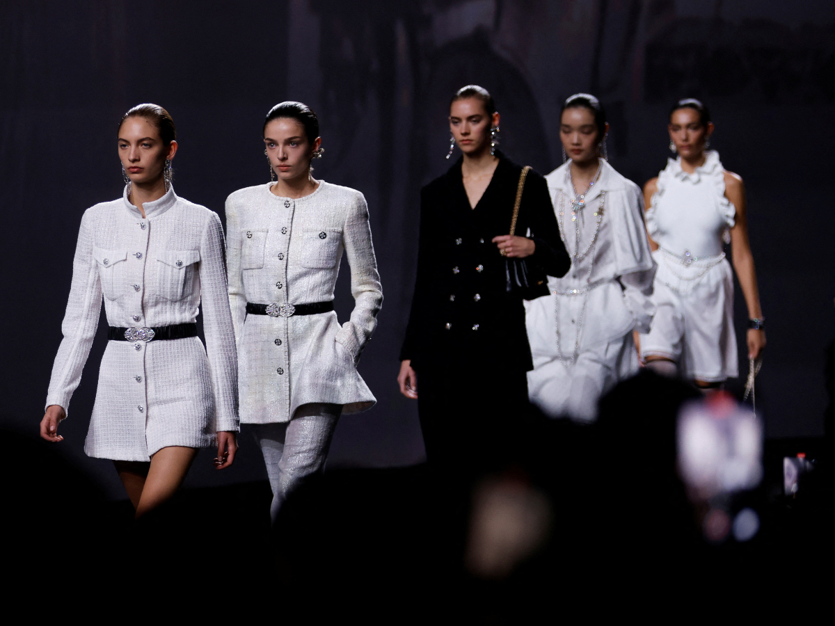 Chanel: Η νέα συλλογή ορίζει τους κανόνες της σύγχρονης κομψότητας