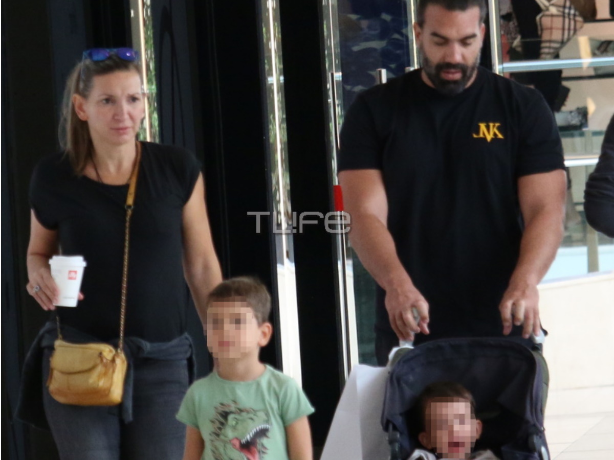 Φανή Χαλκιά – Λούης Καραμάνος: Χαλαρή βόλτα για αγορές σε γνωστό εμπορικό κέντρο στο Μαρούσι – Φωτογραφίες