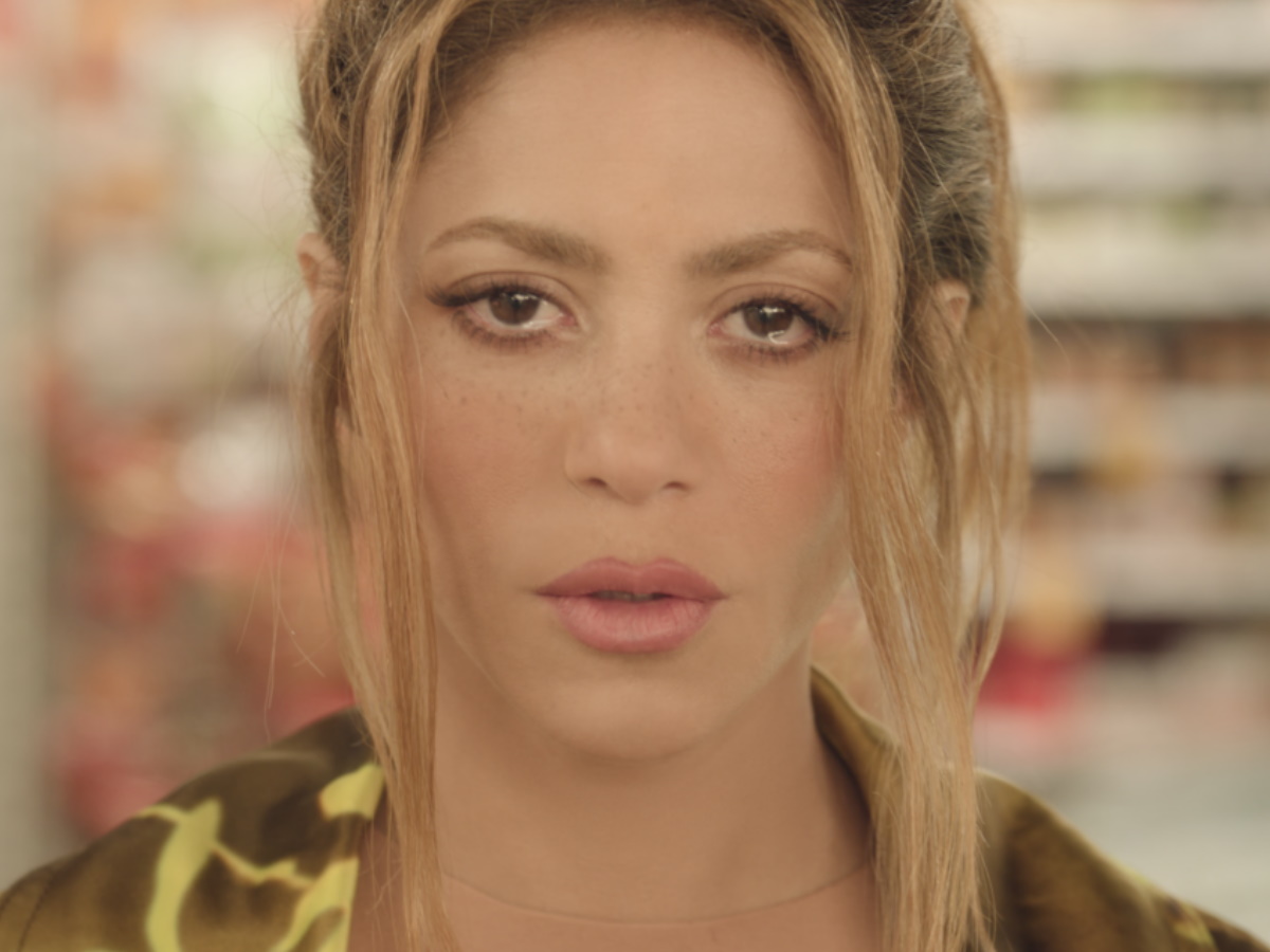 Shakira: Κυκλοφορεί το πρώτο της κομμάτι μετά τον χωρισμό της από το Πικέ – Φωτογραφίες από το video clip