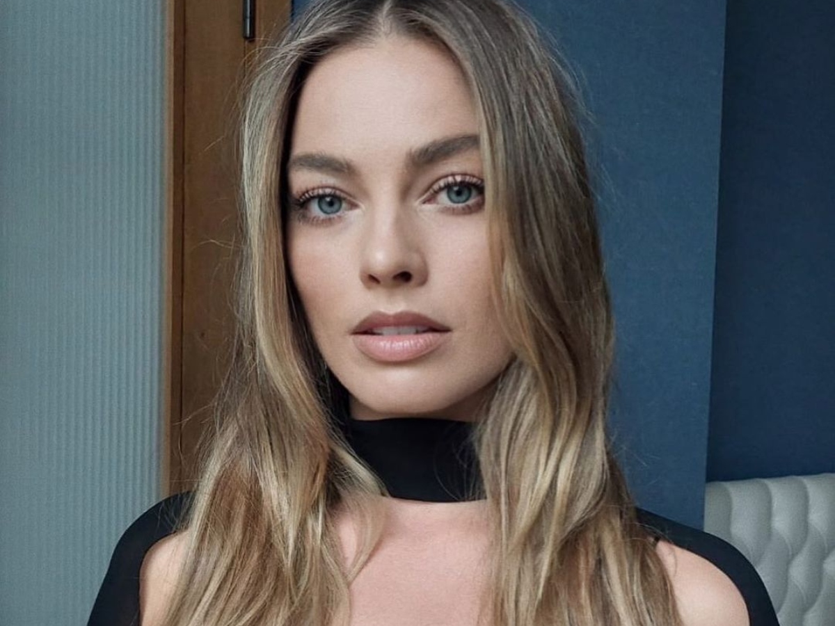 Margot Robbie: Στο κόκκινο χαλί με το αγαπημένο της μανικιούρ που είναι ότι πιο κομψό και classy