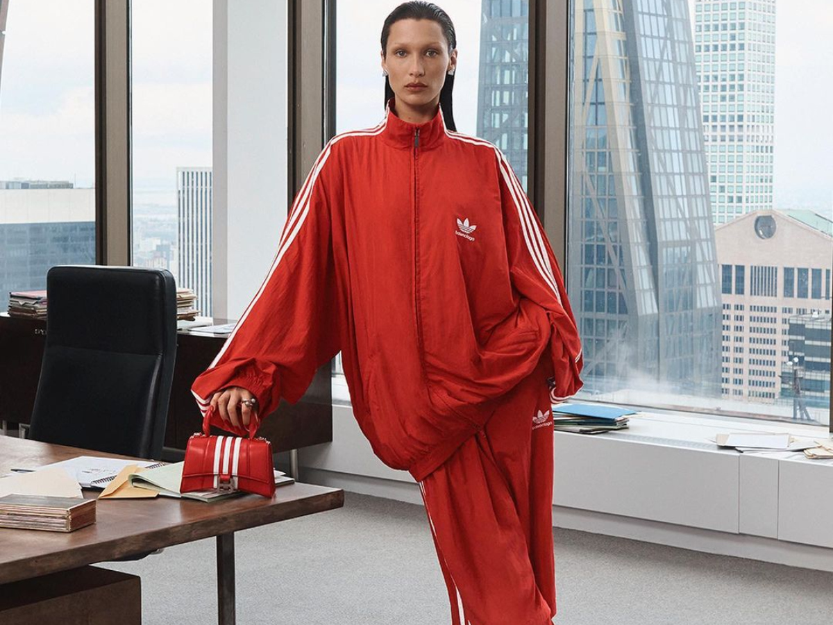 Balenciaga x Adidas: H νέα συλλογή είναι εδώ και η Bella Hadid την απογειώνει