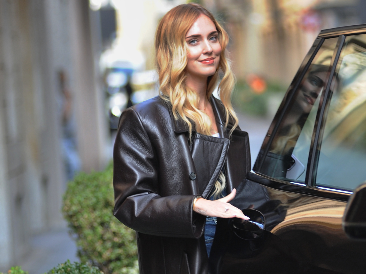 Chiara Ferragni: Θυμάται τα αγαπημένα της φθινοπωρινά σύνολα και σου δίνει inspo για την εβδομάδα που έρχεται