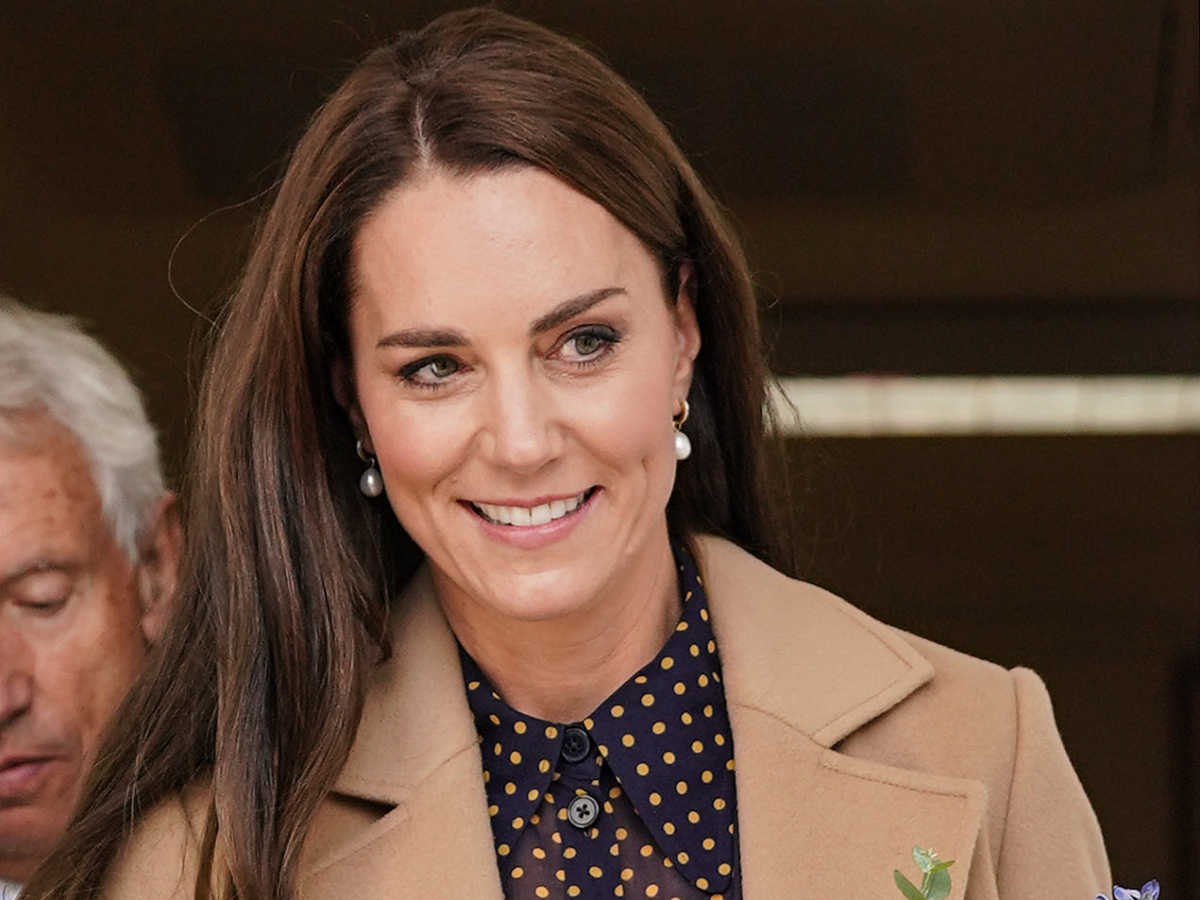 Kate Middleton: Mε σύνολο που είναι η επιτομή του casual chic