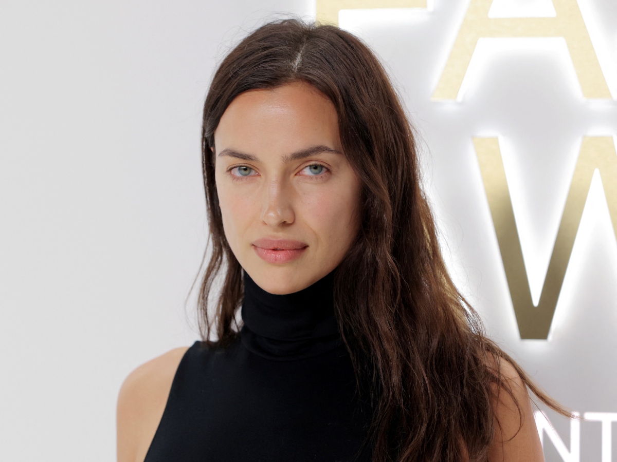 Irina Shayk: Το 70’s glam beauty look της είναι μία από τις μεγαλύτερες τάσεις της σεζόν