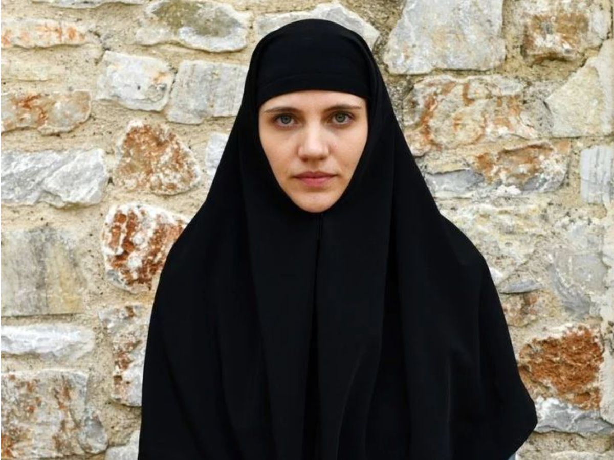 Φωτεινή Παπαθεοδώρου: Η πρωταγωνίστρια από το «Μαύρο Ρόδο» θυμάται τις μέρες εγκλεισμού της σε μοναστήρι