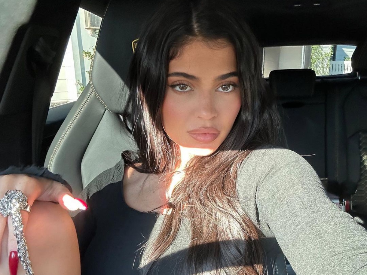 Kylie Jenner: Γιόρτασε τα Χριστούγεννα με ένα υπέροχο ρετρό bob