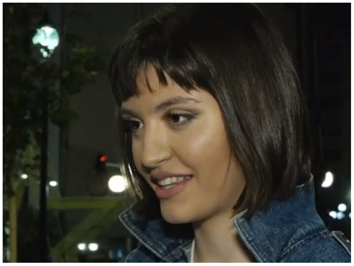 Φαίδρα Μαρασλή: Η 20χρονη κόρη της Βάνας Μπάρμπα μιλά στην κάμερα – «Στην μητέρα μου ταιριάζει η πολιτική»